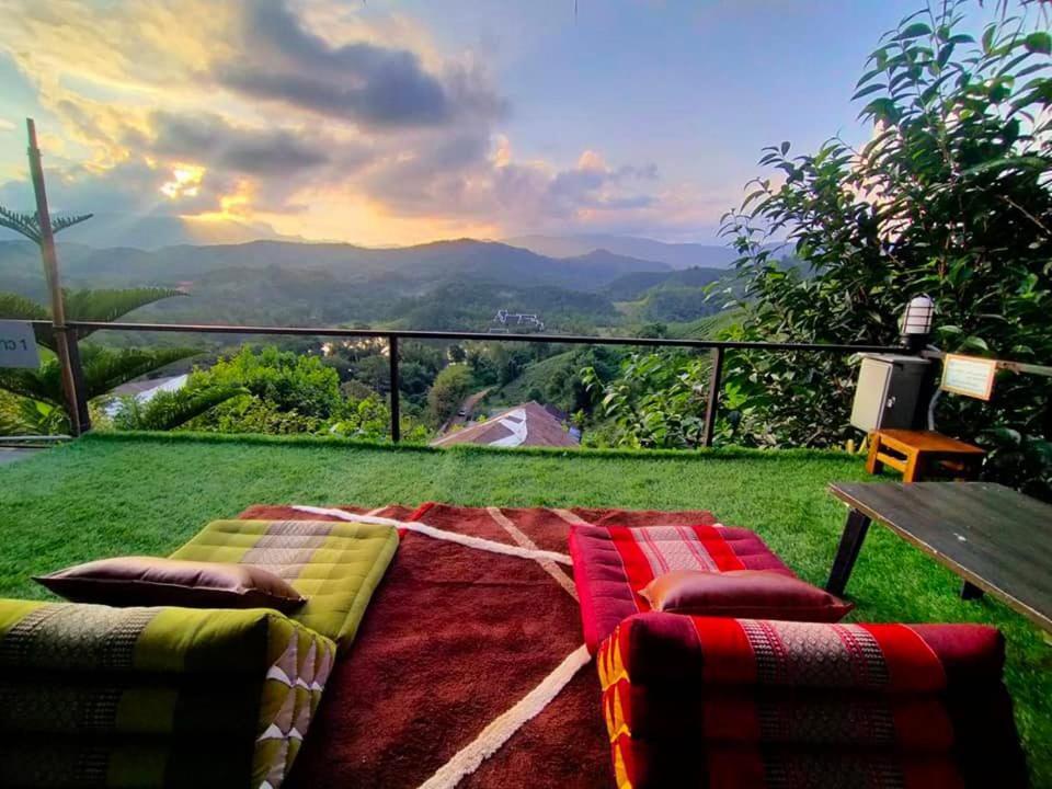 Flower Hill 180 Chiang Rai Exterior foto