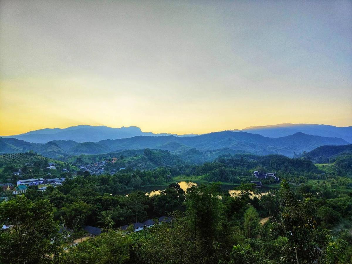 Flower Hill 180 Chiang Rai Exterior foto